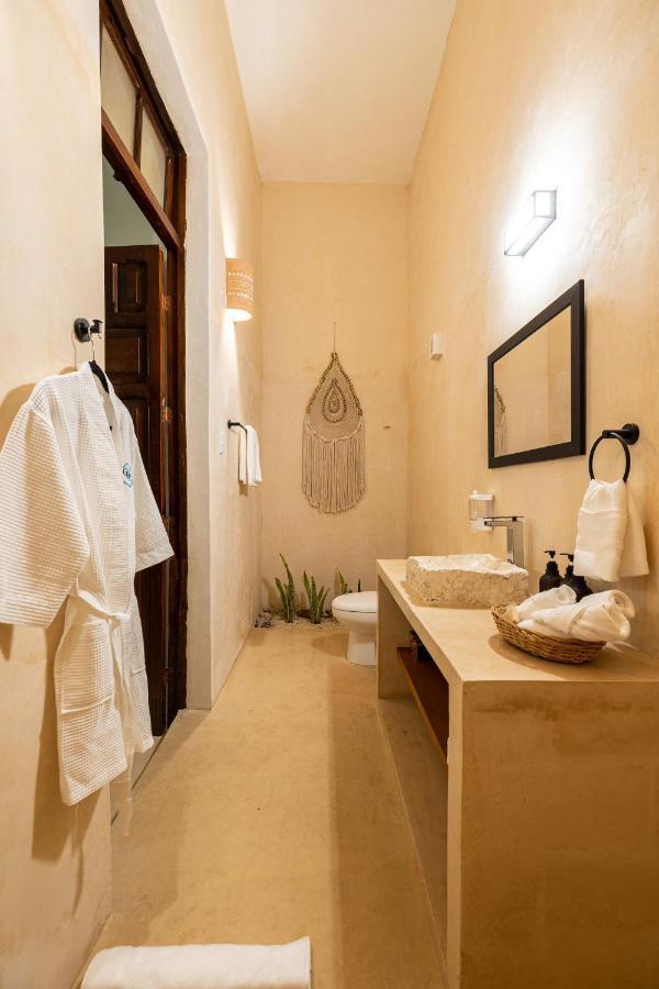 Casa Dos Lirios Hotel Boutique Merida Ngoại thất bức ảnh