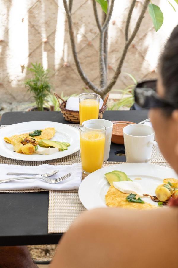 Casa Dos Lirios Hotel Boutique Merida Ngoại thất bức ảnh